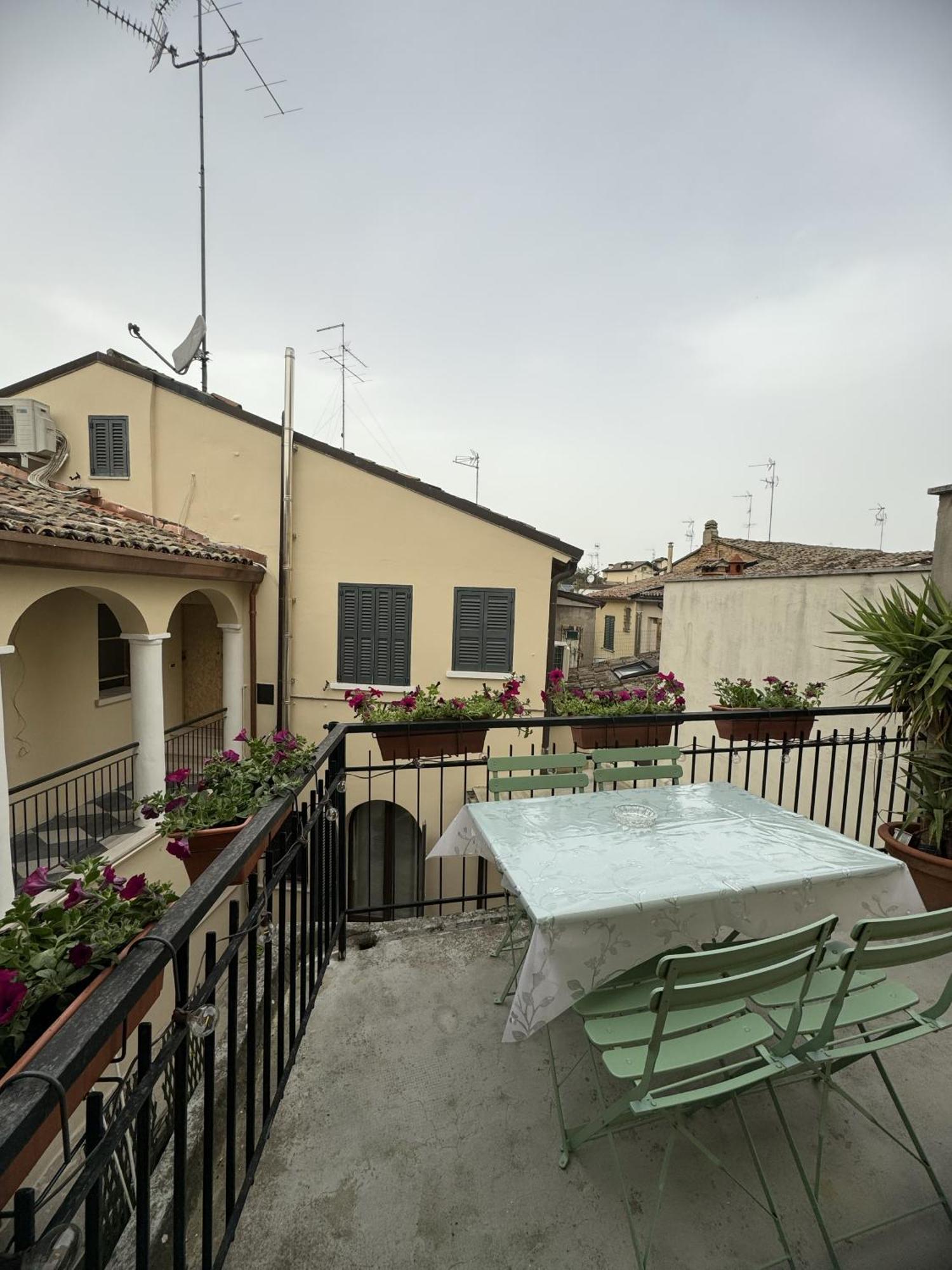 Maison Leone Apartment Равена Екстериор снимка