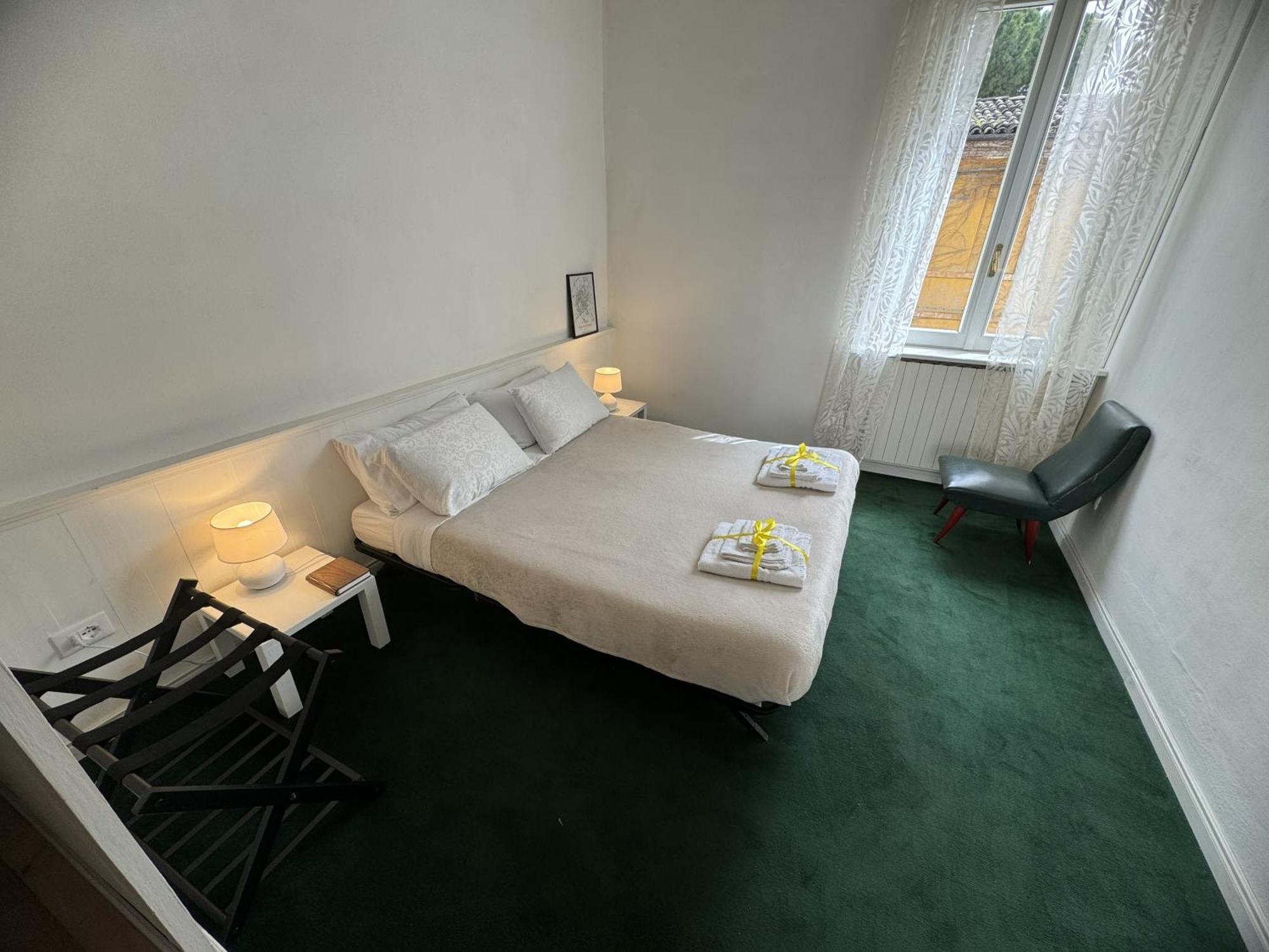 Maison Leone Apartment Равена Екстериор снимка